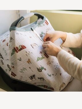 Little Unicorn Cotton Muslin Seat Canopy Farmyard print